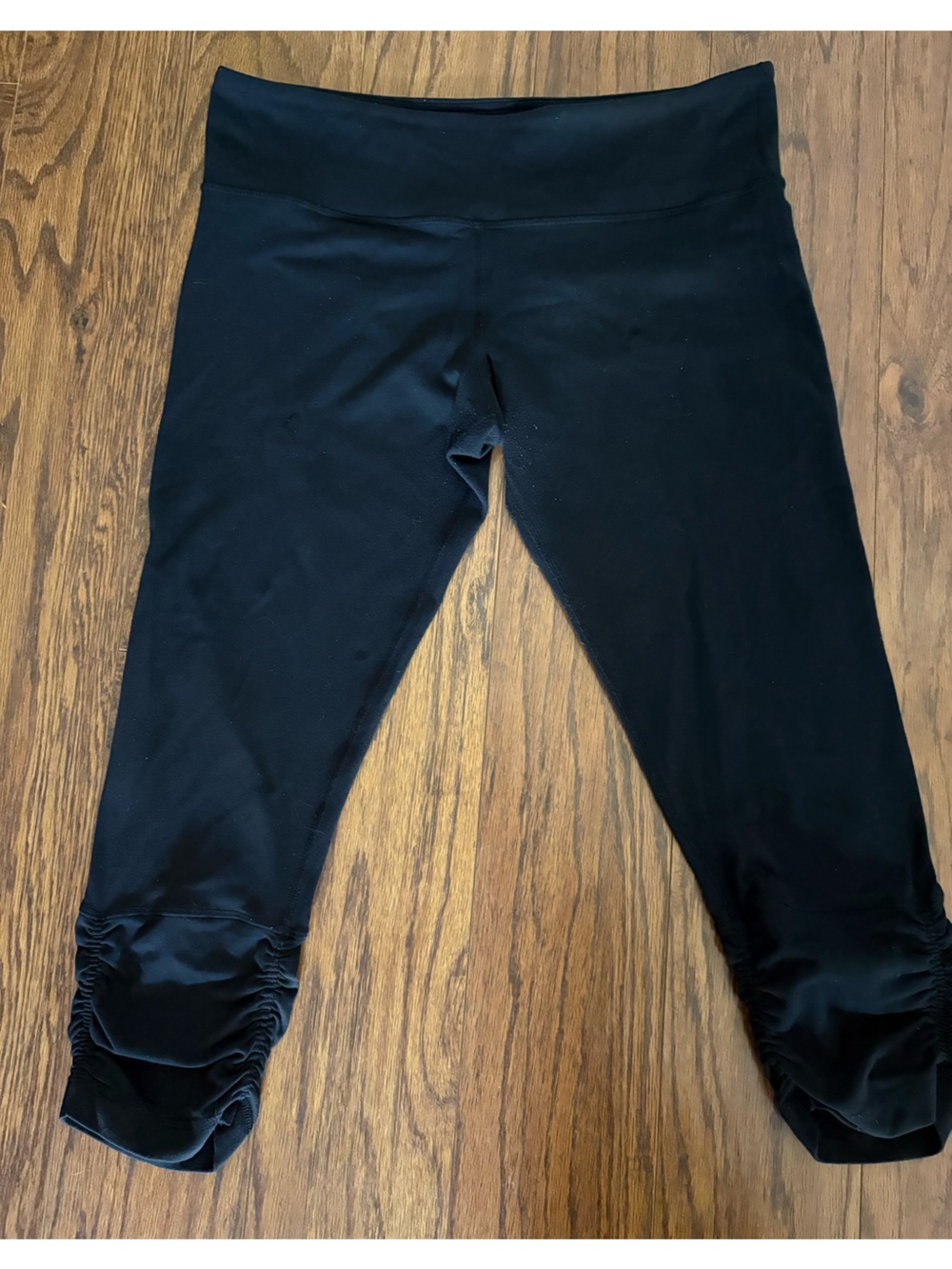 lululemon athletica Black Cropped Ruched Ankle Leggings